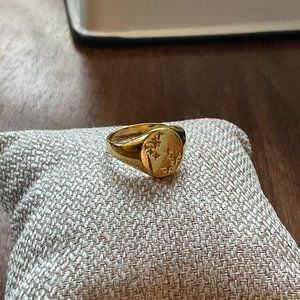 Mejuri Gemini Zodiac Ring - Gold Vermeil & White Saphires